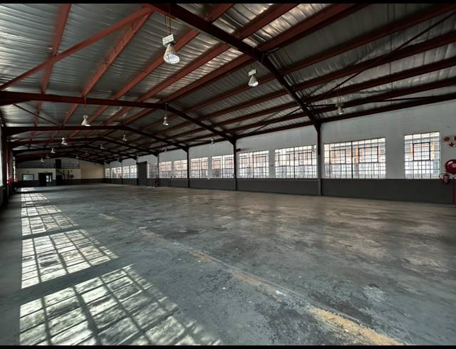 3,720M² WAREHOUSE TO LET IN WYNBERG